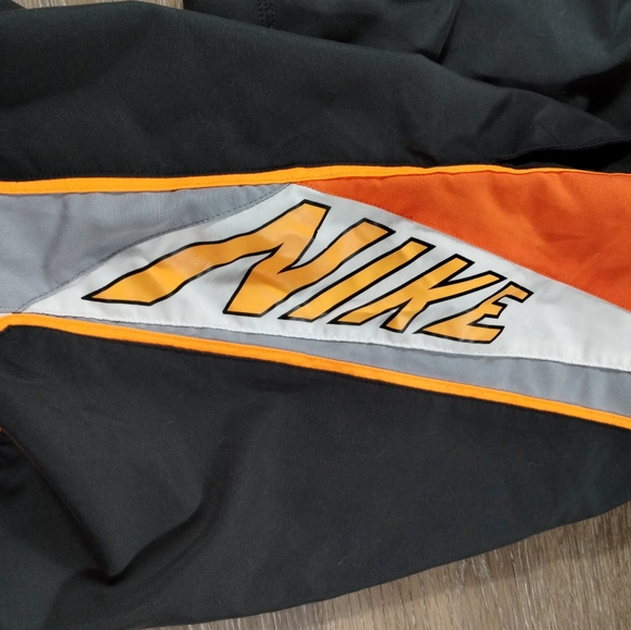 Nike Bathing Suit Men M Adult Orange Swim Trunks Swoosh Logo Basic Beach - Picture 10 of 16